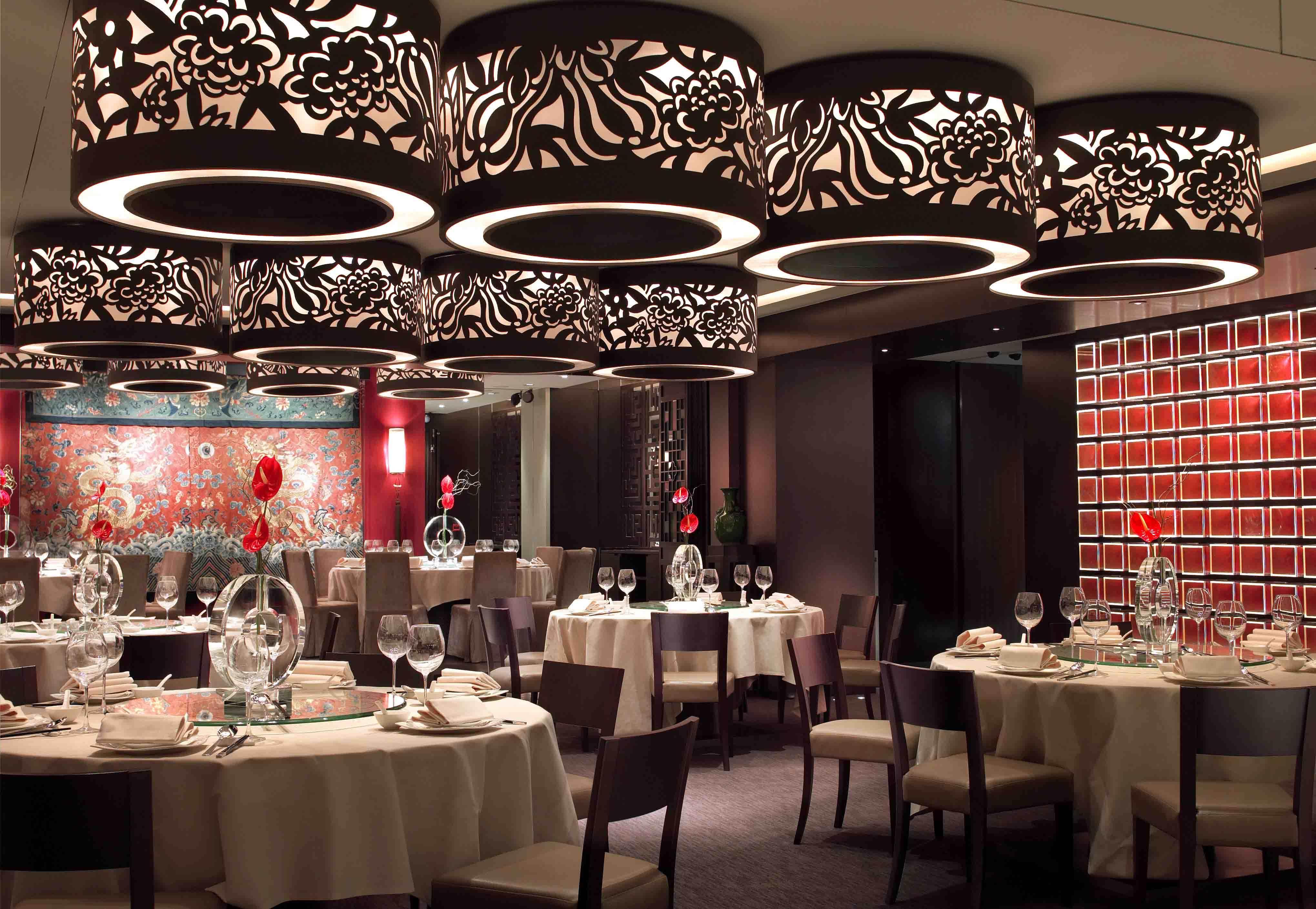The Royal Garden Hotel Хонконг Ресторант снимка Interior of the restaurant