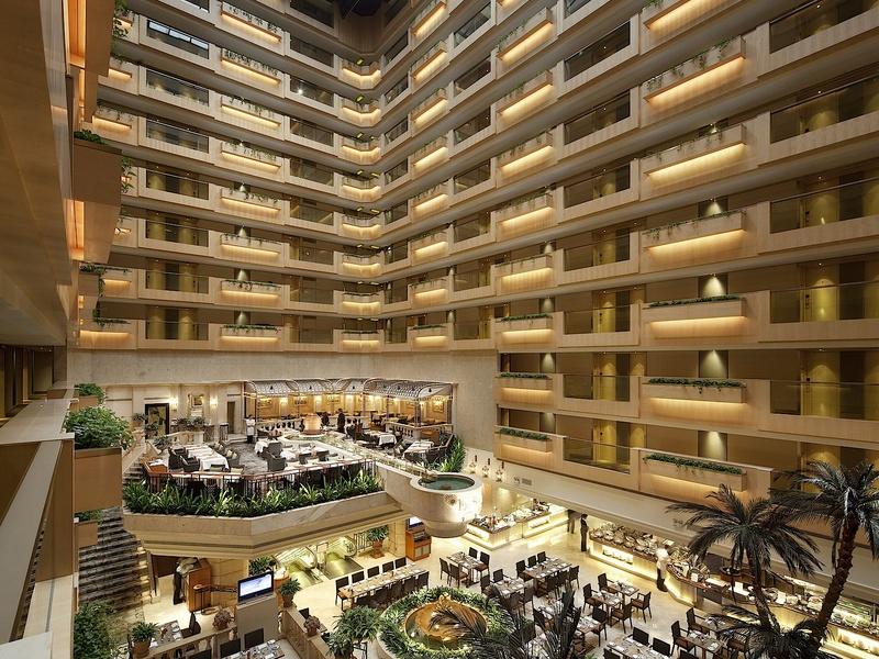 The Royal Garden Hotel Хонконг Екстериор снимка The interior of the hotel